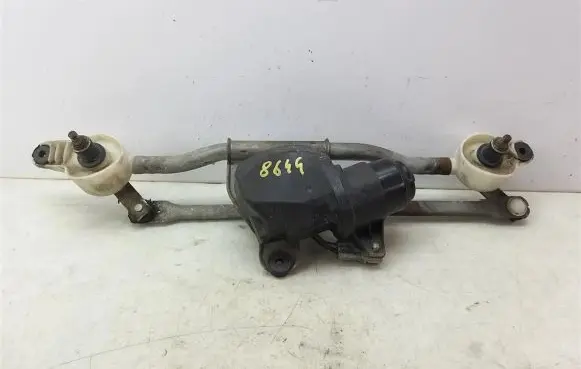 Suzuki Splash Front wiper linkage 