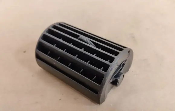 Audi A6 S6 C4 4A Dash center air vent grill