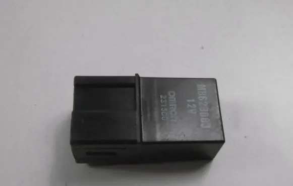 Mitsubishi Galant IX Other relay MB629083