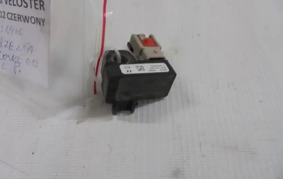 Hyundai Veloster Airbag deployment crash/impact sensor 95930-1R000