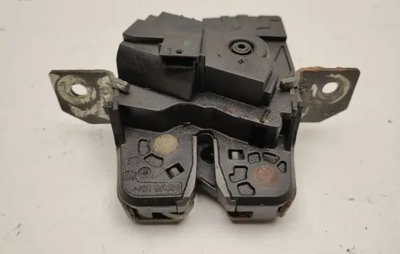 Mercedes-Benz B W246 W242 Loading door lock A2467400035