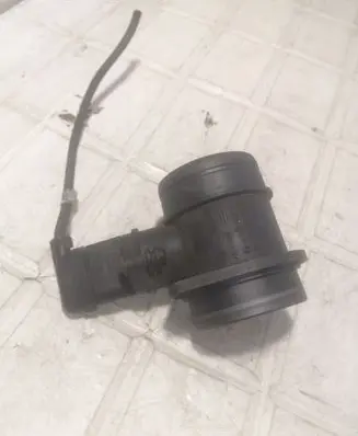 Skoda Octavia Mk2 (1Z) Mass air flow meter 0281002531 038906461B