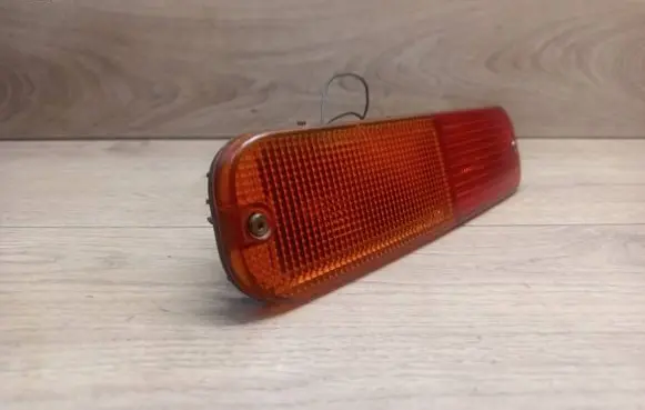 Land Rover Freelander Rear Tail Bumper Turn Signal E26130