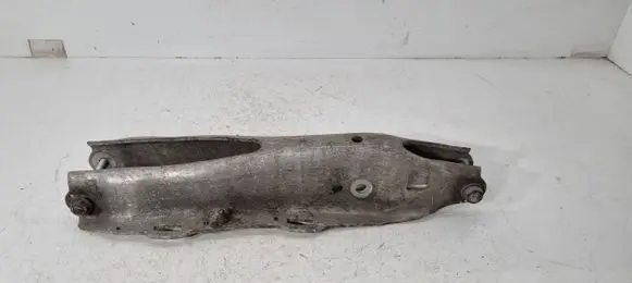Mercedes-Benz S W222 Rear control arm A2223520202