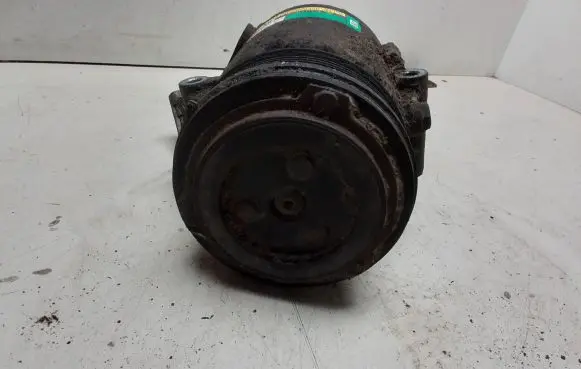 Opel Zafira A Air conditioning (A/C) compressor (pump) 24464152