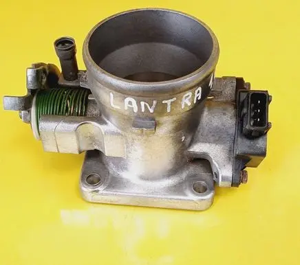 Hyundai Lantra I Throttle body valve 3517023000
