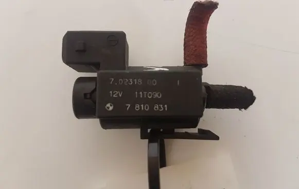 BMW 5 F10 F11 Turbo solenoid valve 70231800 7810831