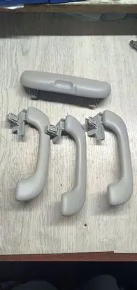 Renault Laguna III Front interior roof grab handle 739480001R