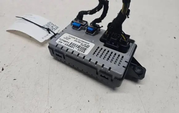 Jaguar XF X250 Seat heating relay 8X2314B663AG