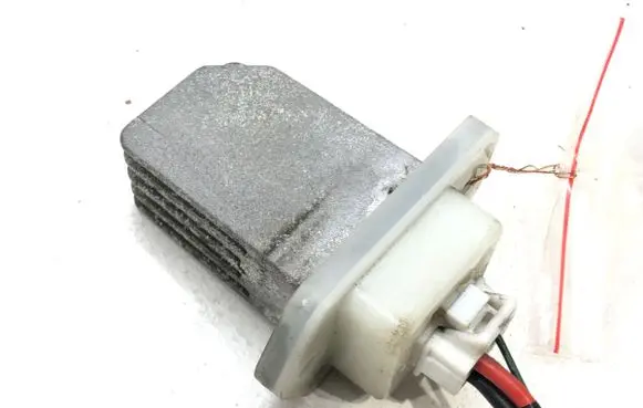 Nissan Qashqai Heater blower motor/fan resistor 