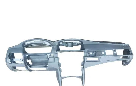BMW 5 E60 E61 Dashboard 7034108