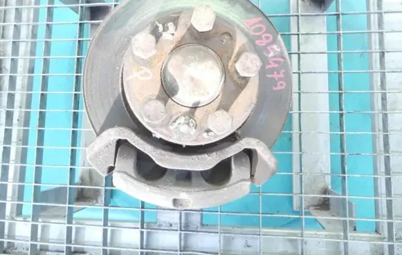 Iveco Daily 3rd gen Front wheel hub spindle knuckle IMPRK1085479