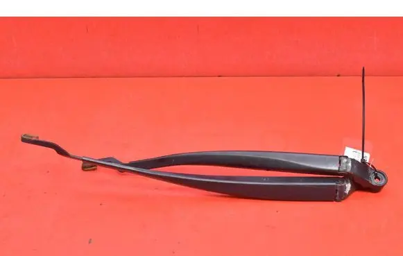 Lexus IS 220D-250-350 Front wiper blade arm
