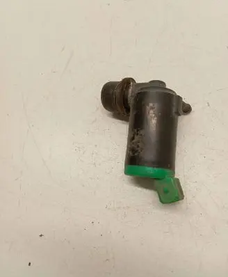 Volkswagen Transporter - Caravelle T5 Windscreen/windshield washer pump