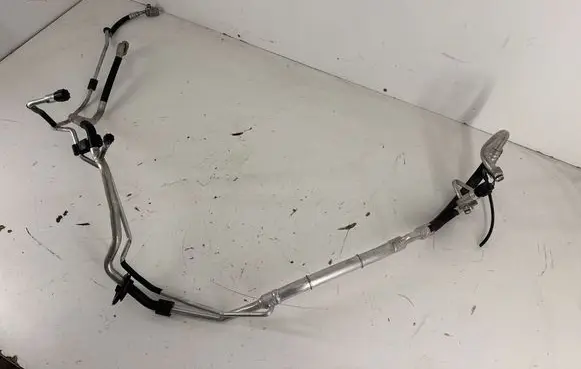 Porsche Cayenne (92A) Air conditioning (A/C) pipe/hose 7P5820741 7P5820741GM