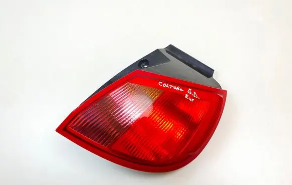 Mitsubishi Colt Rear/tail lights MR957366 27850202