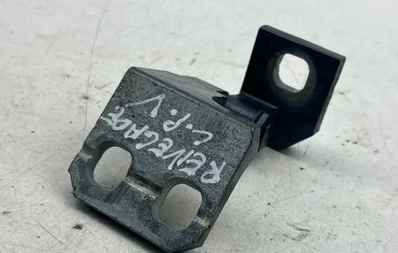Jeep Renegade Front door upper hinge 