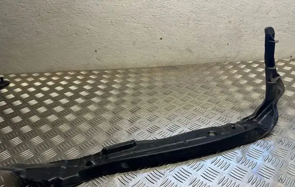 Audi Q7 4L Fender end trim 4L0821111