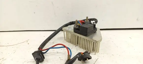 Mercedes-Benz S W126 Heater blower motor/fan resistor A1268205310 1268205310 1147328073