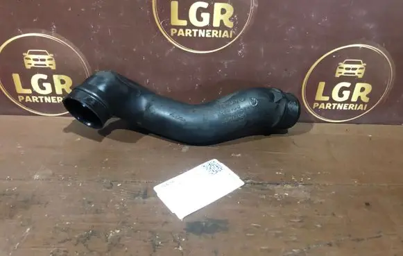 Volvo V70 Intercooler hose/pipe 9186153