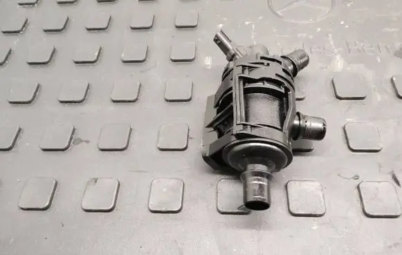 Mercedes-Benz Citan W415 Electric auxiliary coolant/water pump 212002554R