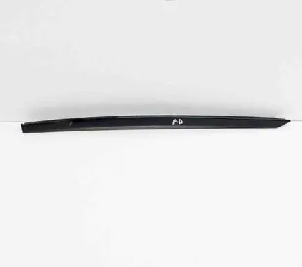 BMW 2 F22 F23 Windshield trim 7358452