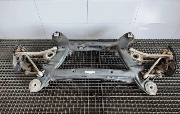Mercedes-Benz C W205 Rear beam 