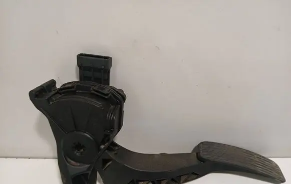 Opel Insignia A Accelerator throttle pedal 6PV00976501 13237356