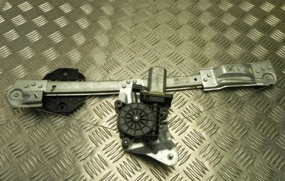 Dacia Sandero Front door window regulator with motor 807213282R T304