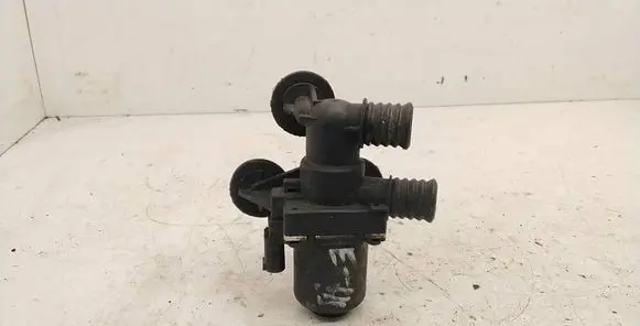 BMW 3 E46 Coolant heater control valve 8369805 1147412144