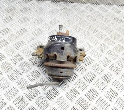 Toyota Land Cruiser (BJ70) Engine mount bracket 1236130141