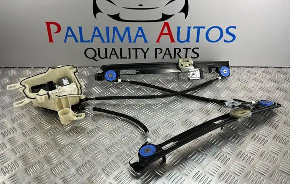 Seat Altea XL Front door window regulator with motor 3C8959701