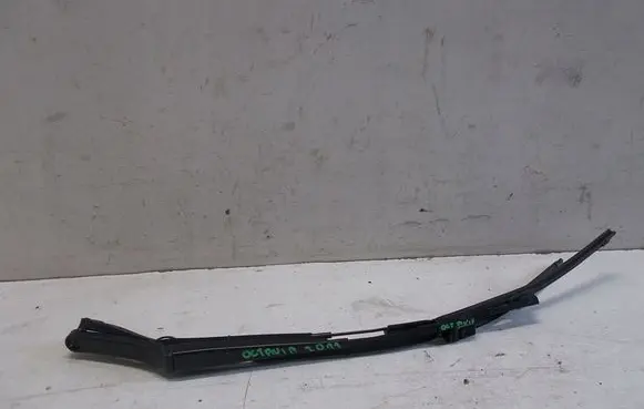 Skoda Octavia Mk2 (1Z) Front wiper blade arm ramionawycieraczek