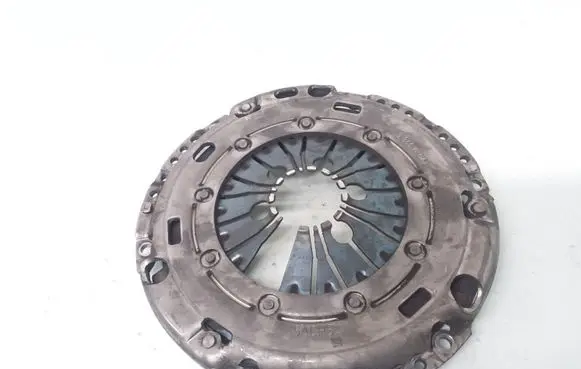 Volkswagen Touran I Pressure plate 3082000386