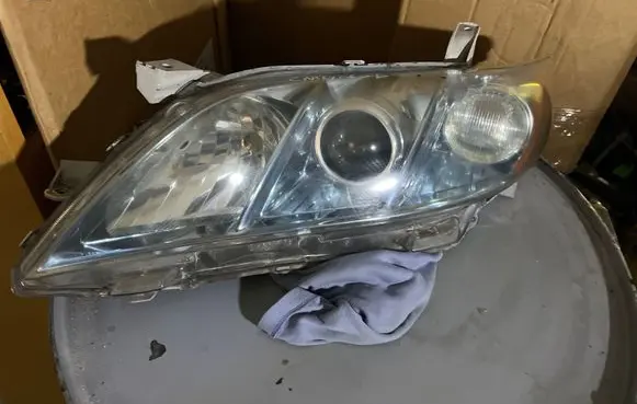 Toyota Camry Headlight/headlamp GENUINE 3457NA