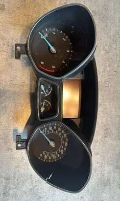 Ford Kuga II Speedometer (instrument cluster) DV4T10849MHA