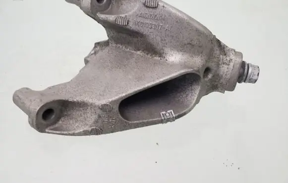 Audi Q5 SQ5 Engine mounting bracket 8K0199307AL