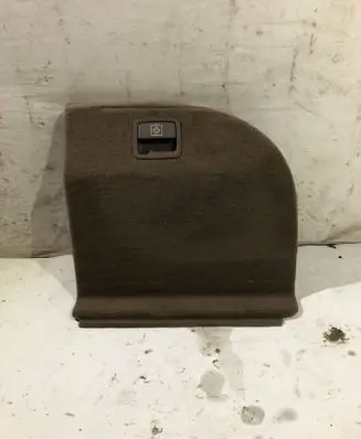 BMW 5 E60 E61 Trunk/boot side trim panel 7050368