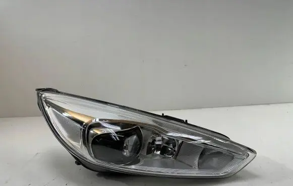 Ford Fiesta Headlight/headlamp F1EB-13D154-AD