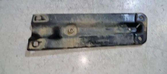 Jeep Grand Cherokee Gearbox mounting bracket 04578779AC
