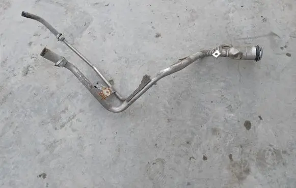 Ford Focus Fuel tank filler neck pipe JX61-9032-CB