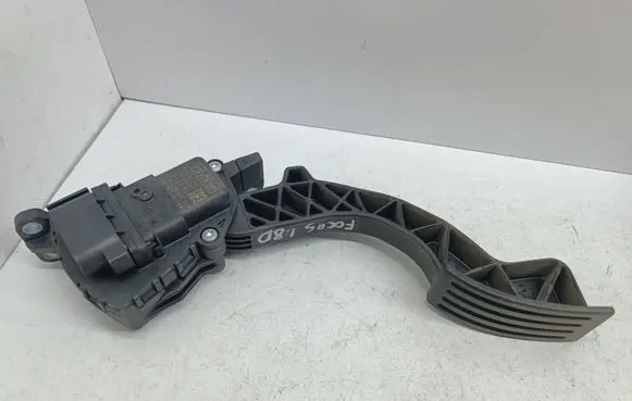 Ford Focus Accelerator throttle pedal 4M519F836AH 6PV00864101