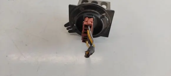 Peugeot Partner Heater blower motor/fan resistor 848309A M402W