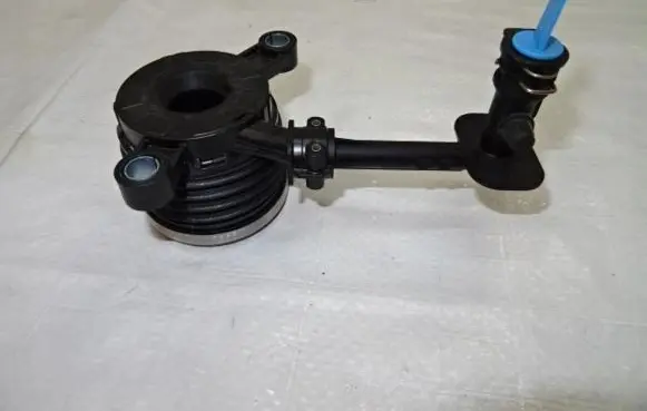 Renault Dacia Duster Clutch slave cylinder 