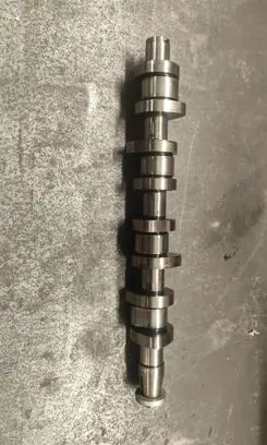 Volkswagen Golf IV Camshaft 