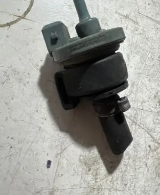 Volkswagen Polo III 6N 6N2 6NF Valve vacuum 054133459B 459B