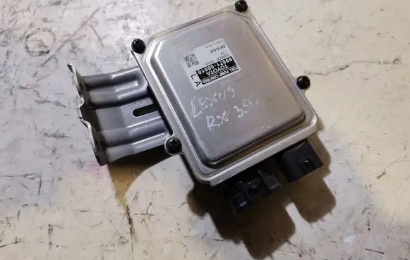 Lexus RX 330 - 350 - 400H Other control units/modules 8957158010 4998001010