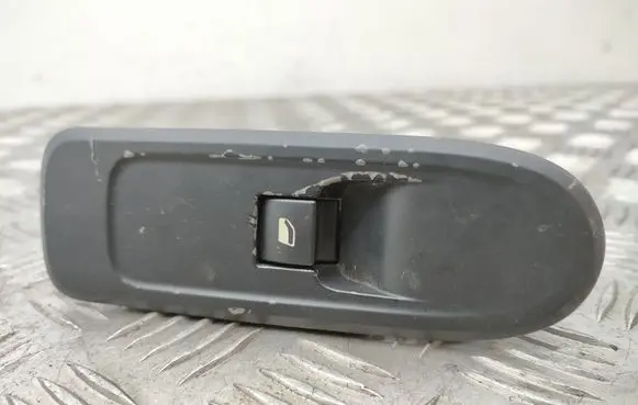 Peugeot 508 Electric window control switch 98026388ZD