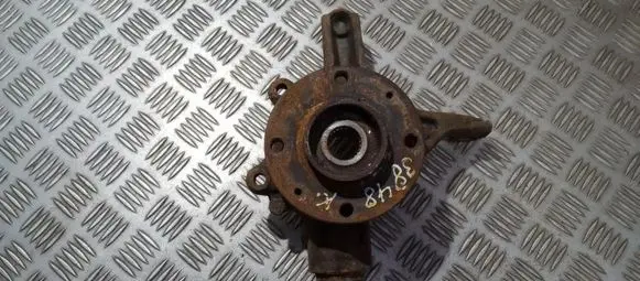 Front wheel hub