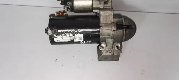BMW 5 F10 F11 Starter motor 8570238